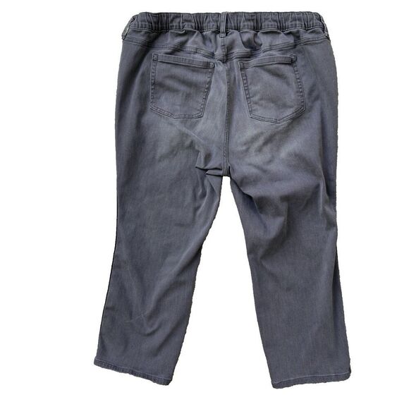 Torrid Pants Sz 2- 18/20 Gray Crop Pull on Boyfriend Jeans Straight Mid-Rise - Picture 3 of 16